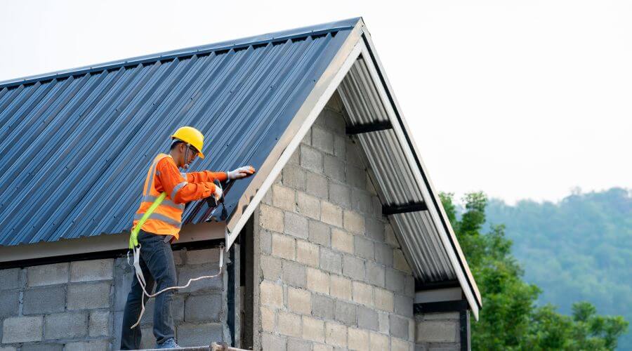 Expert Emergency Roof Repairs services in Racine, MN